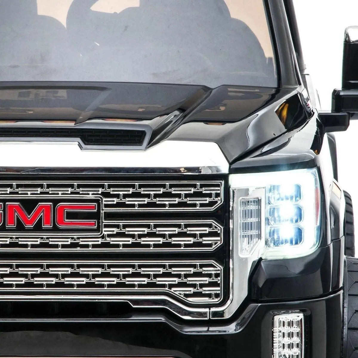 2026 24V GMC Sierra Denali 2-Seater Ride-On Truck.