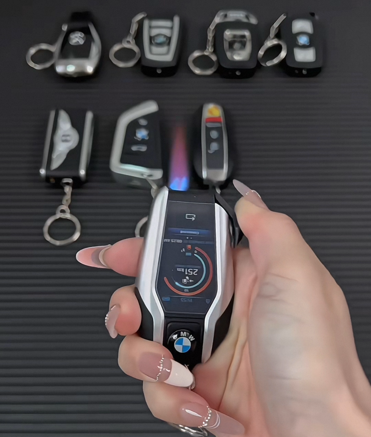 Keychain Style Lighter Elegant Car Keychain with Refillable Flame 5117687237