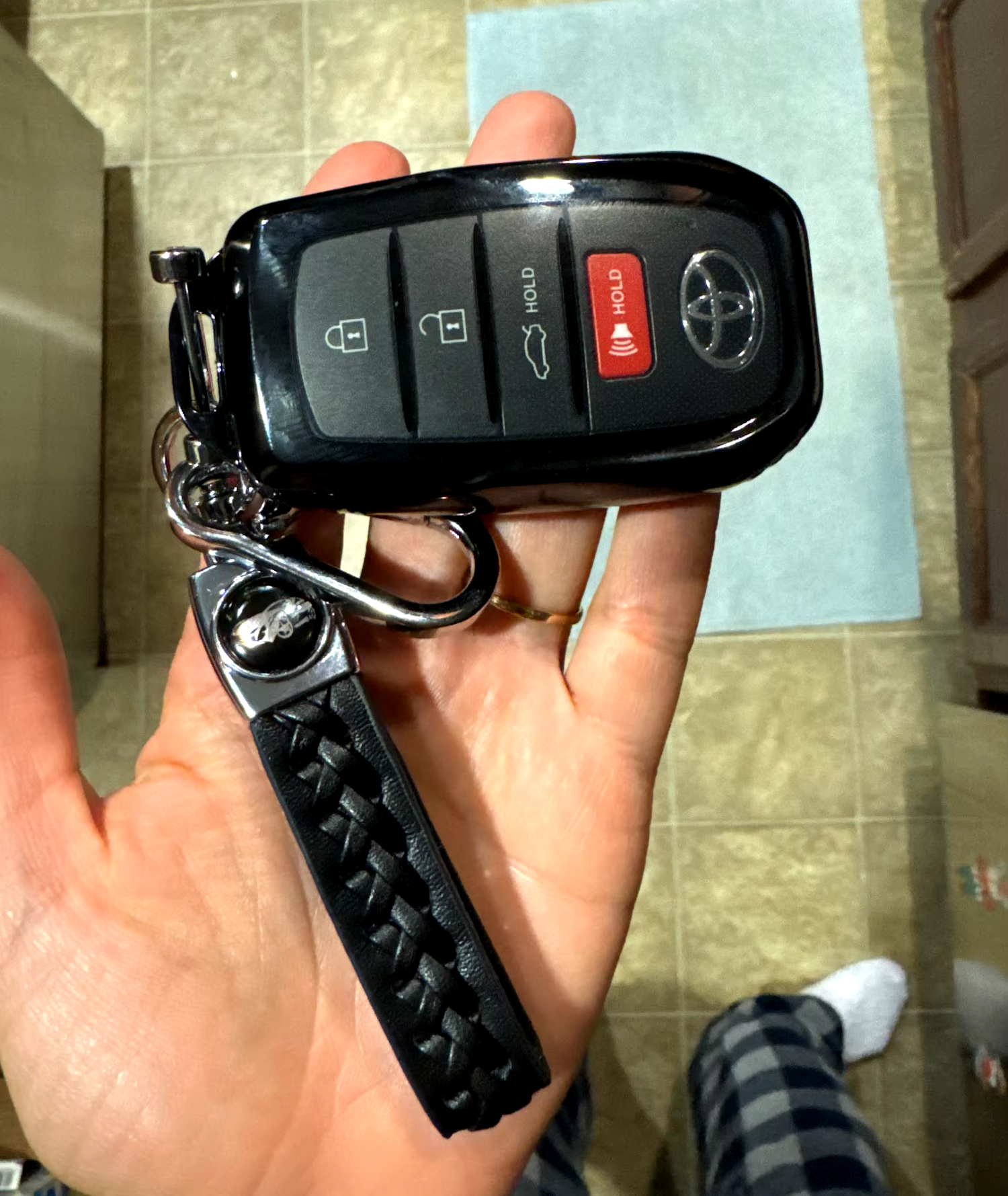 Toyota Car Key Fob Case Cover Keychain A1de6f941962b4c769679081d148177392_jpg