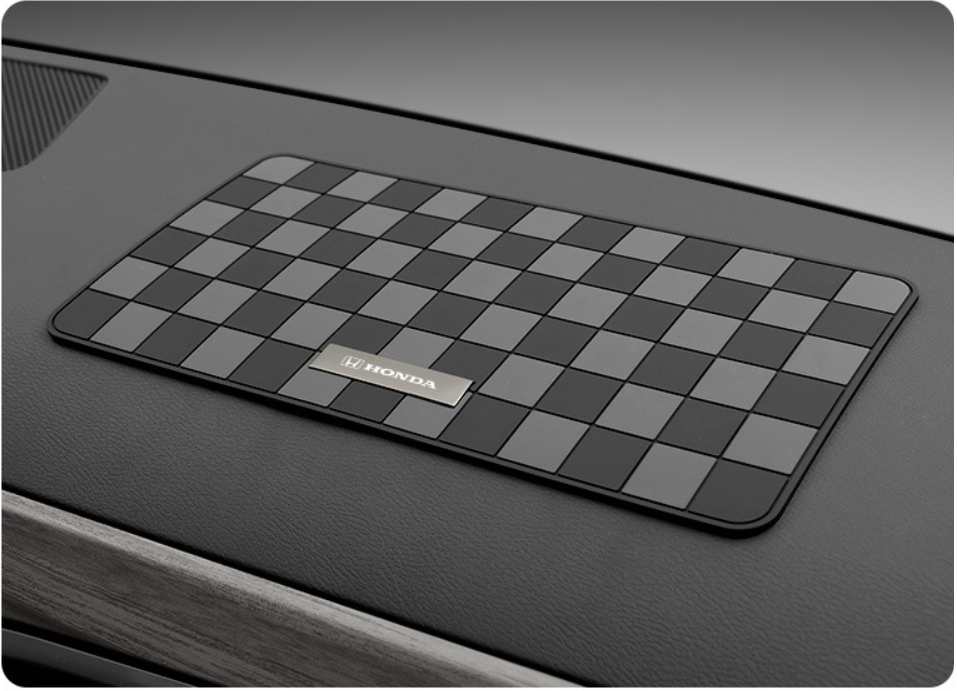 Car Dashboard Non-Slip Mat Gray Annotation_2024-10-12_033758_7da4c650-ed8e-4914-a3eb-241ef5cd48a5