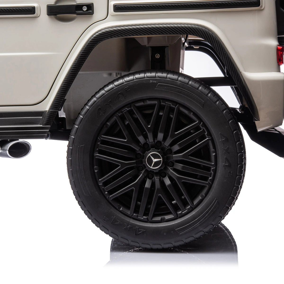 2026 2x24V Mercedes Benz G Wagon 4X4 XL Kids Ride On Car with Remote Control