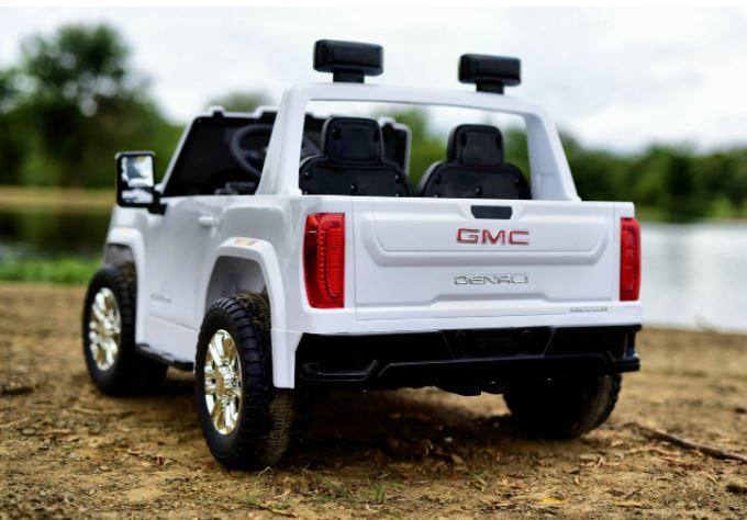 2026 24V GMC Sierra Denali 2-Seater Ride-On Truck.