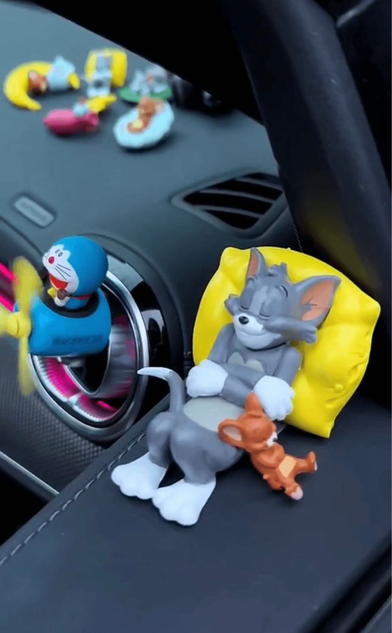 Auto Parts™ Tom & Jerry Cute Car Accessory auto-partstm-tom-and-jerry-cute-car-accessory-auto-parts-8