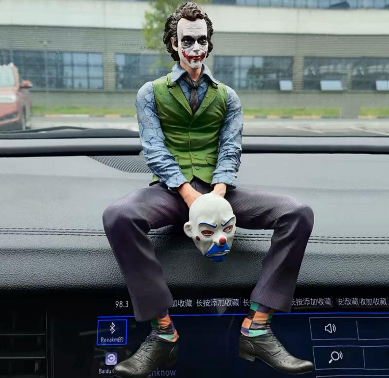 DC Suicide Squad The Joker and Harley Quinn Statue Model Toys Joker dc-suicide-squad-the-joker-and-harley-quinn-statue-model-toys-auto-parts-6